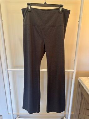 Reebok High-Waist Flare Women’s Pants in Charcoal